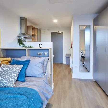 Modern Ensuite Bedrooms With Shared Kitchen At York House In Nottingham For Students Only Exterior photo